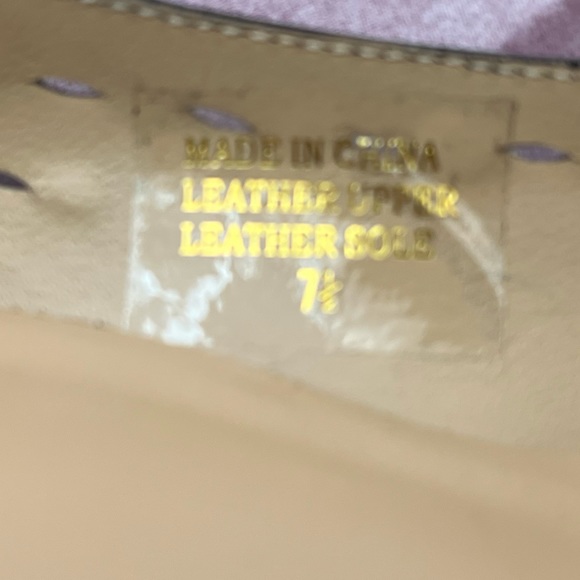 Michael Kors. Ladies Black 2 in heels. Never worn. Size 7 1/2 - Picture 11 of 13